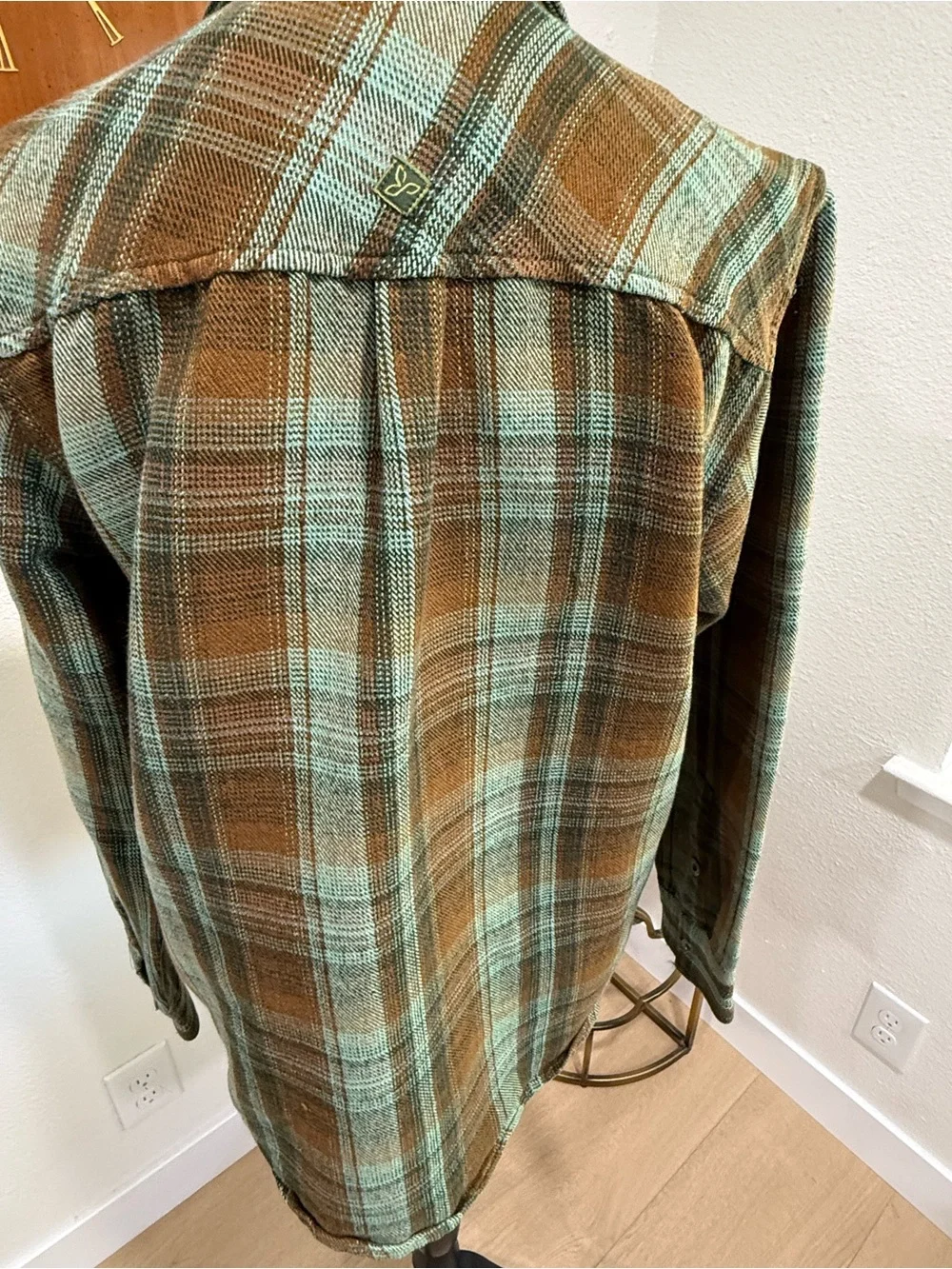 Prana hiking earthy